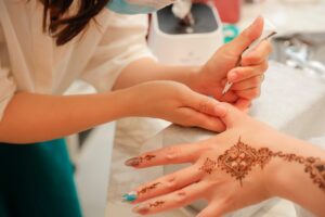 Henna art
